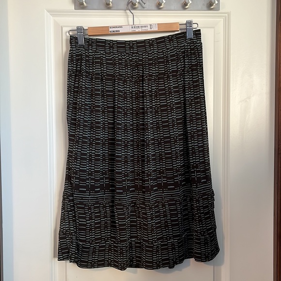 Hugo Boss Skirt - Picture 2 of 5